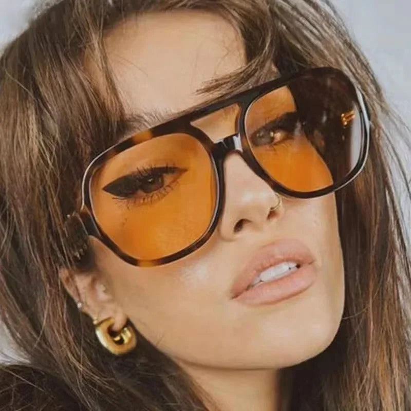 VisionEdge™ Oversized Square Sunglasses – Modern Unisex Eyewear