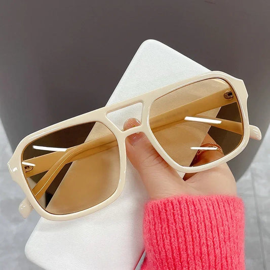 VisionEdge™ Oversized Square Sunglasses – Modern Unisex Eyewear