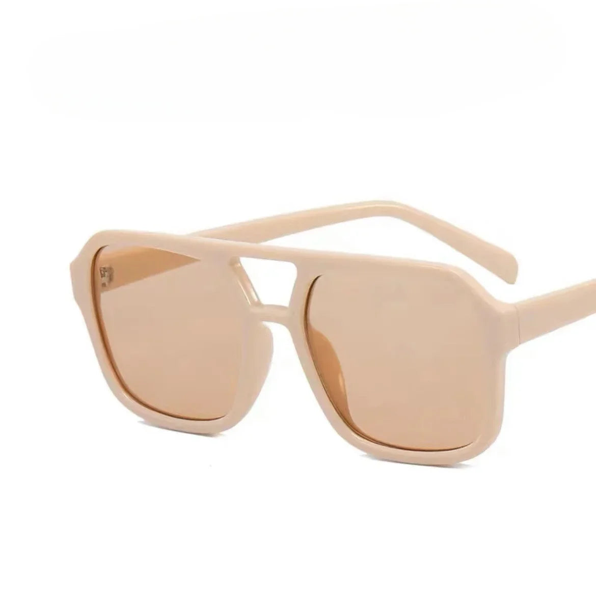 VisionEdge™ Oversized Square Sunglasses – Modern Unisex Eyewear